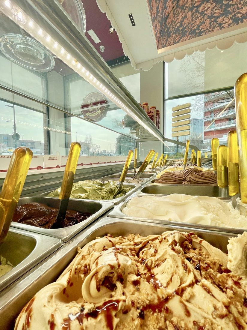 La vetrina del gelato artigianale Imperiale